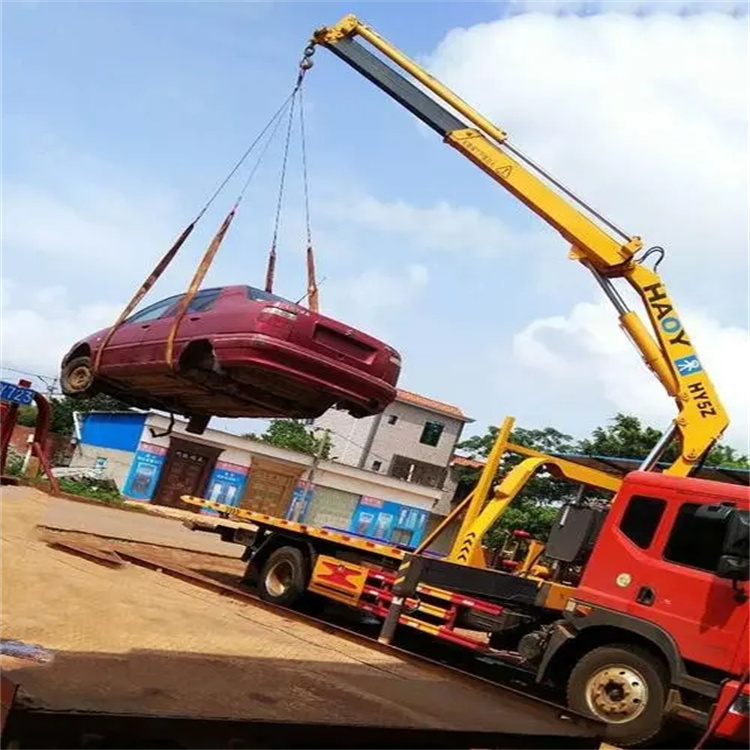 梁子湖吊车救援小汽车怎么吊