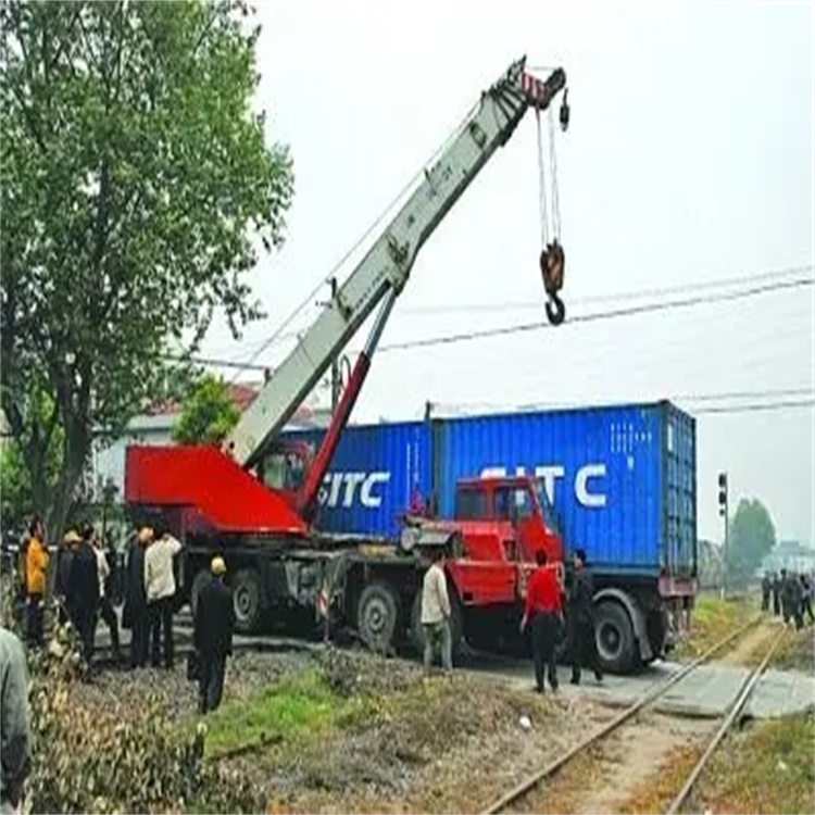 梁子湖如何快速找到附近的吊车救援公司