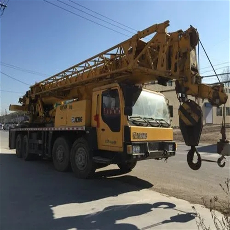 梁子湖哪里有专业吊车出租